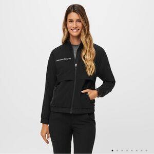 Figs Women’s Black Small Sydney Scrub Jacket